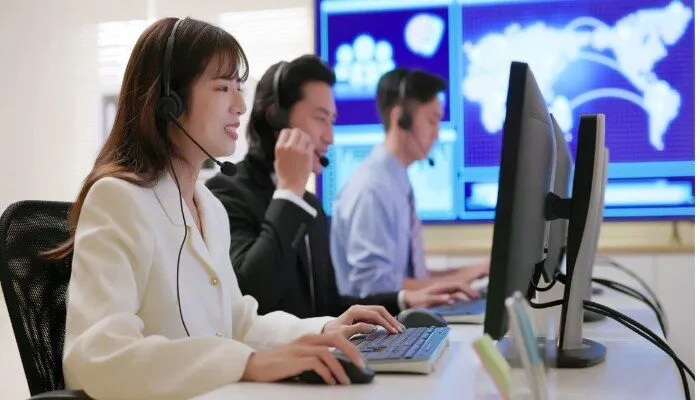 Liên hệ MAY88 qua email hỗ trợ